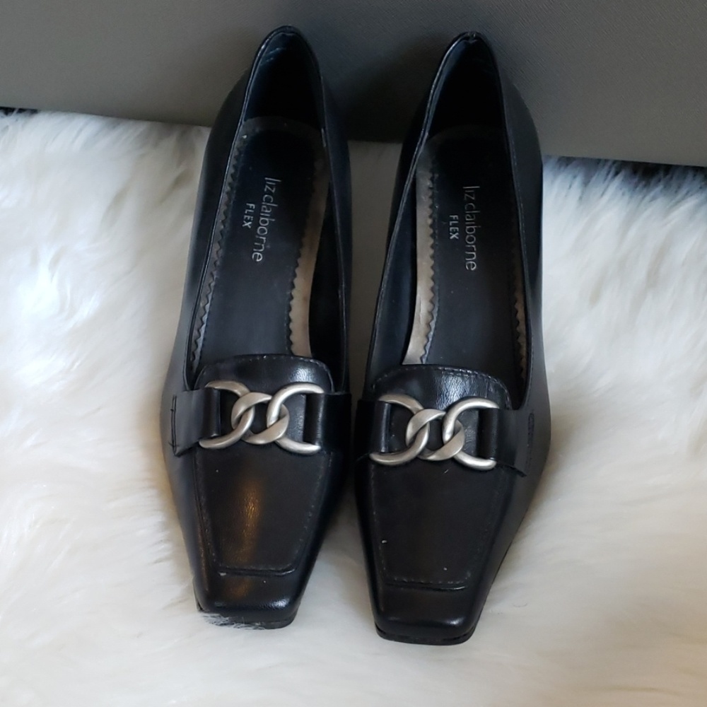Womens black leather Shoes Liz Claiborne Size 9